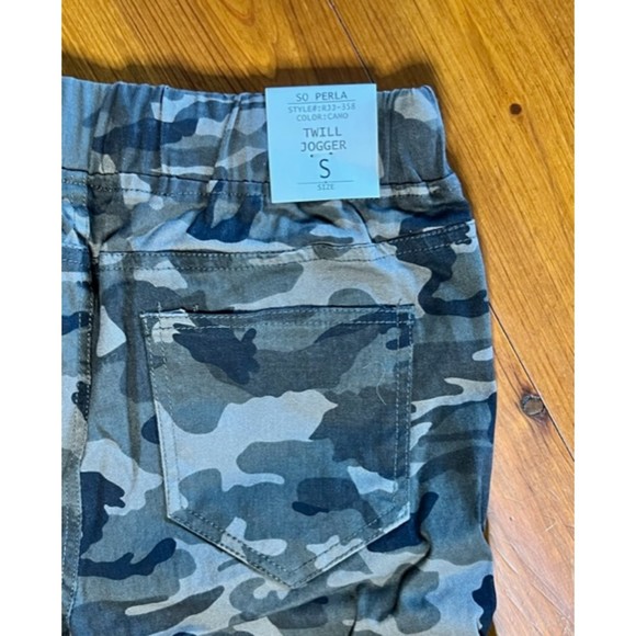So Perla Camo Joggers NWT, size sm - Picture 2 of 7